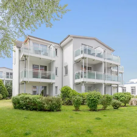 Yachthafenresidenz *