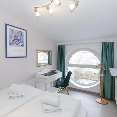 Yachthafenresidenz 3*