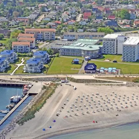 Yachthafenresidenz *