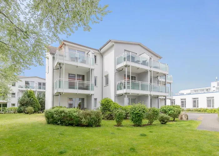 Yachthafenresidenz *